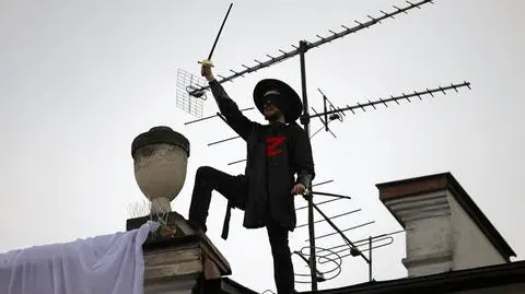 Mężczyzna w stroju Zorro mógł popełnić wykroczenie