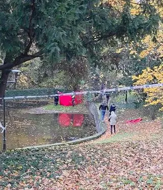 Ciało 49-latka w fosie 