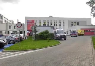 Zaatakował w szpitalu pielęgniarza, złamał mu rękę