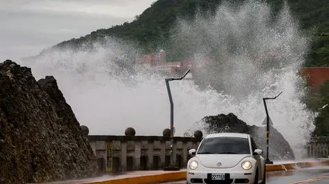 Tajwan. Na wyspie trwają przygotowania do uderzenia tajfunu Fung-wong, 11.11.2025