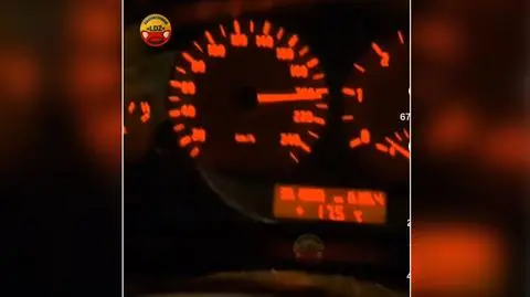 Do zdarzenia doszło w Łodzi. Kierowca pędził al. Włókniarzy