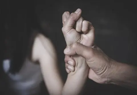 Piątka za spełnienie seksualnych fantazji. Studentki oskarżają wykładowcę
