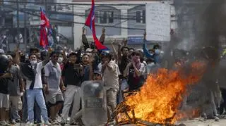 Nepal. Protest przeciwko zakazowi mediów społecznościowych