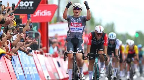 Hat-trick Philipsena w Vuelta a Espana. Liderzy czają się przed finałem