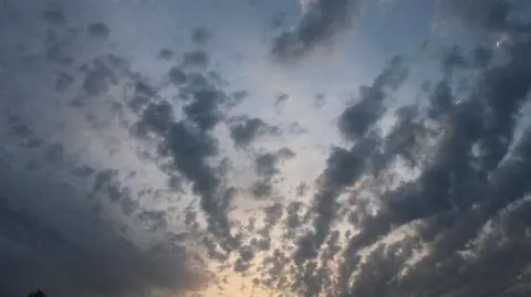 Pochmurne niebo w marcu