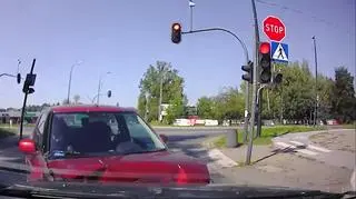 Nie dostosowała prędkości podczas manewru skrętu i doprowadziła do czołowego zderzenia