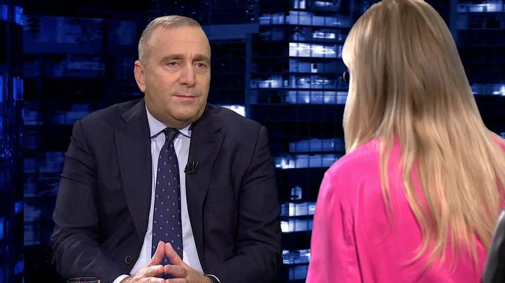 PiS chce zastraszyć samorządy podzielić na lepsze i gorsze