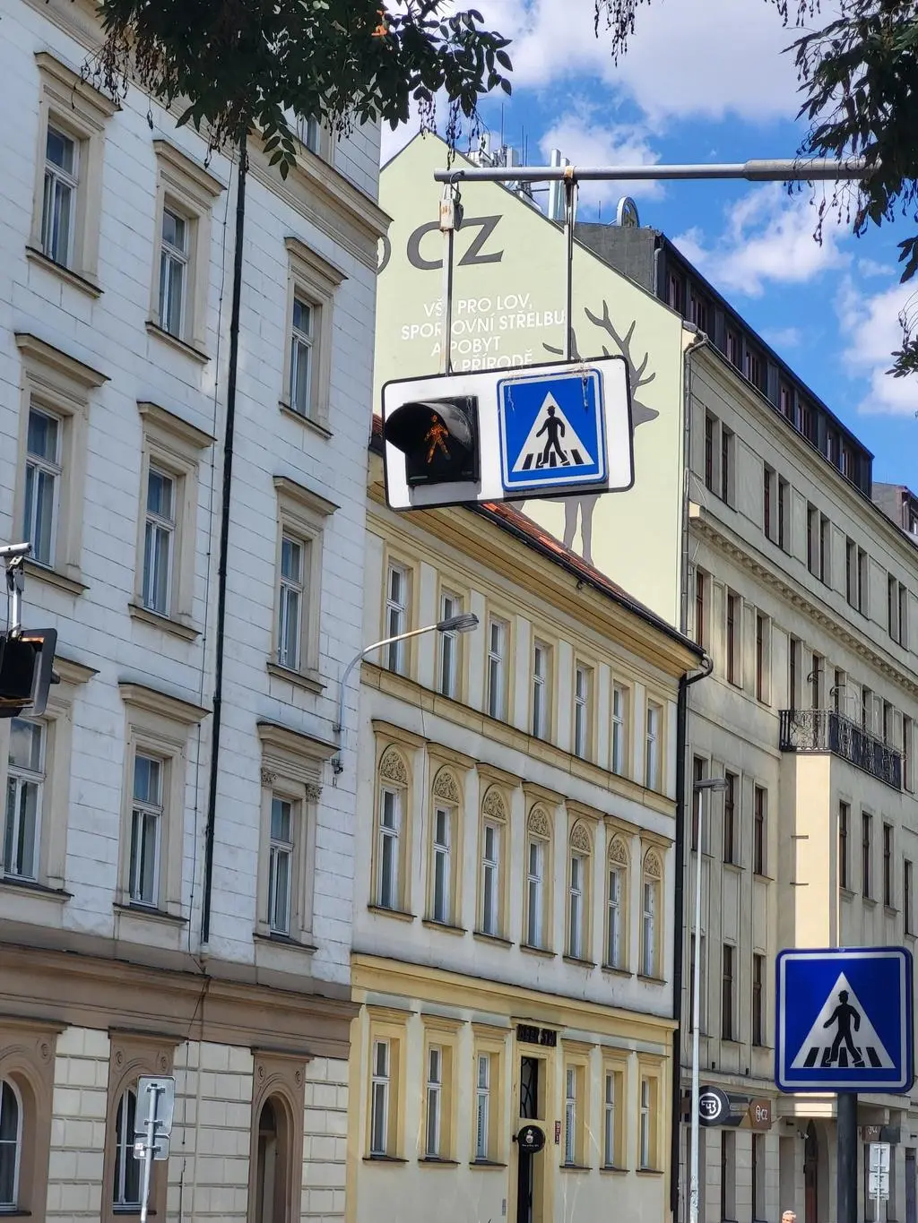 Powoli wraca prąd w centrum Pragi
