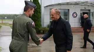 Donald Tusk w 32. Bazie Lotnictwa Taktycznego