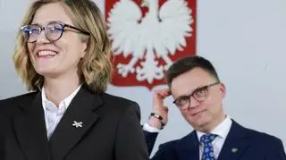 Biejat o zmianie wieku emerytalnego dla mężczyzn. Hołownia odpowiada