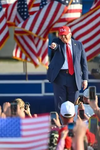 Donald Trump w Des Moines w stanie Iowa