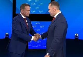 Walka na uścisk dłoni 