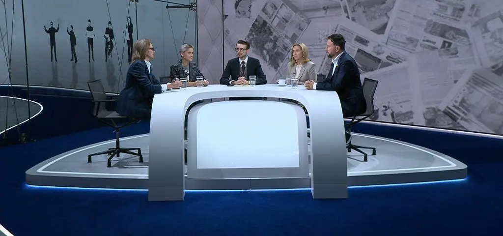 Oglądaj "Lożę prasową"