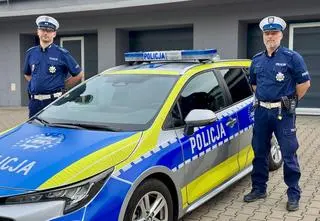 Czterolatek tracił przytomność. Matce z dzieckiem pomogli policjanci i taksówkarz