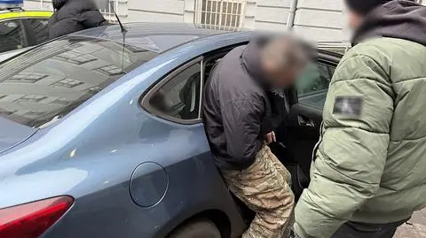 Nie chcieli mu sprzedać alkoholu, wyjął z kieszeni nóż