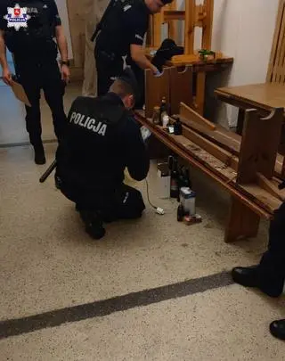 Chciał ukraść księdzu wino 