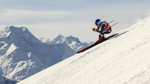 Shiffrin najszybsza w zjeździe. Zawody zakończono po kilku upadkach