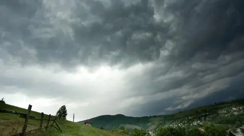 Pogoda na dziś: wtorek będzie deszczowy, miejscami zagrzmi