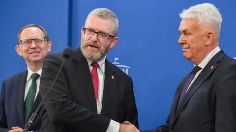 Europoseł Grzegorz Braun oraz posłowie Roman Fritz i Sławomir Zawiślak