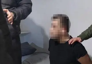 Porwali kobietę, dręczyli ją dwa tygodnie. "Łowcy głów" zatrzymali jednego ze skazanych