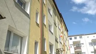 Blok, w którym znajduje się mieszkanie przejęte przez Karola Nawrockiego