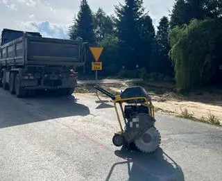 Kierowca ciężarówki cofał, w miejscu gdzie pracował 21-latek 