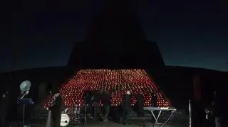 Tysiąc świec na tysiąc dni wojny w Ukrainie