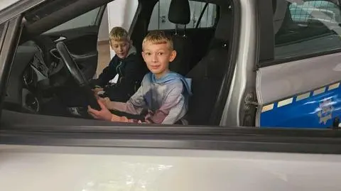 Janek z Rzepedzi wykazał się odwagą i dojrzałością - podkreślają policjanci