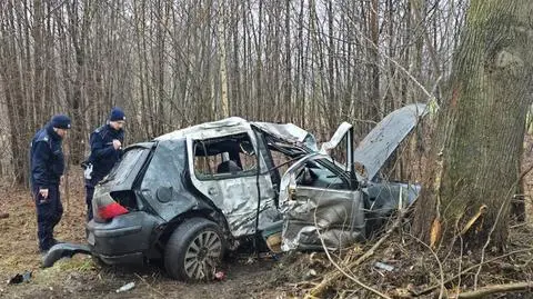 W wypadku zginął pasażer, kierowca trafił do szpitala