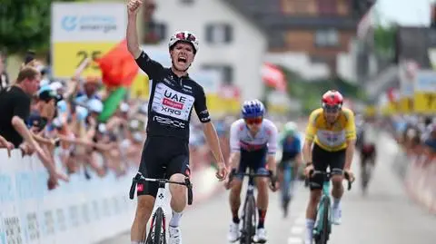 Almeida bliżej lidera po zwycięstwie na przedostatnim etapie w Szwajcarii