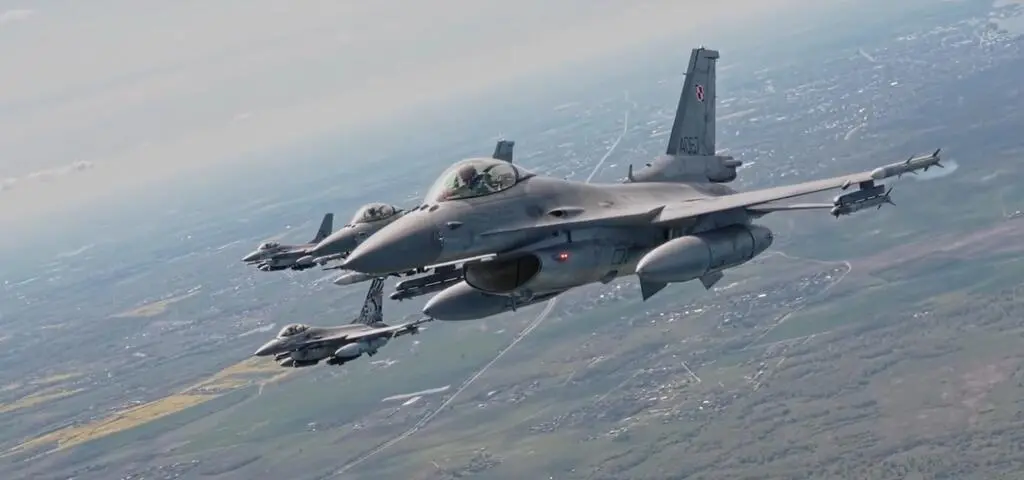 Polska poderwała myśliwce. Lotniska Rzeszów i Lublin zamknięte