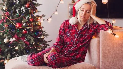 stres kobieta swieta shutterstock_2223504921