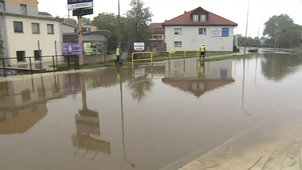 Zalane ulice w Jeleniej Górze