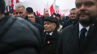 Jarosław Kaczyński na marszu w Warszawie 11 listopada