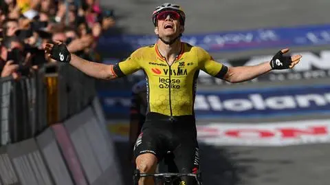 Biała burza przeszła przez Giro d'Italia. Jest nowy lider wyścigu