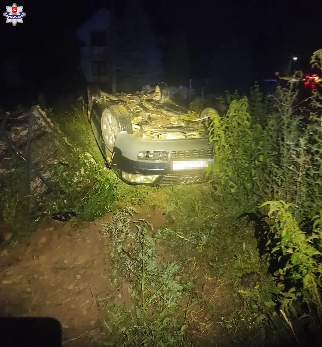 Auto dachowało 