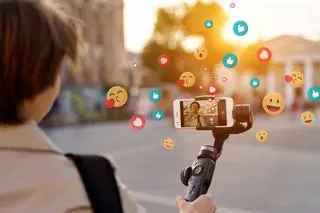 Aktualnie czytasz: Influencer, projektantka klocków i kierowca rajdowy. Młodzi opowiadają nam o pracy marzeń
