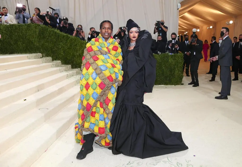 A$AP Rocky w projekcie ERL, Rihanna w projekcie Balenciaga Couture (2021)