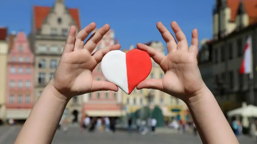 Muzycznie, kulturalnie i sportowo. Świętowanie 11 listopada w Warszawie