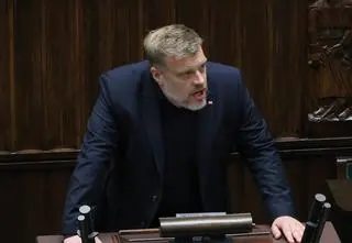 Zandberg grzmi o wyborach. "Szaleńcze scenariusze", "nie będzie zgody!"