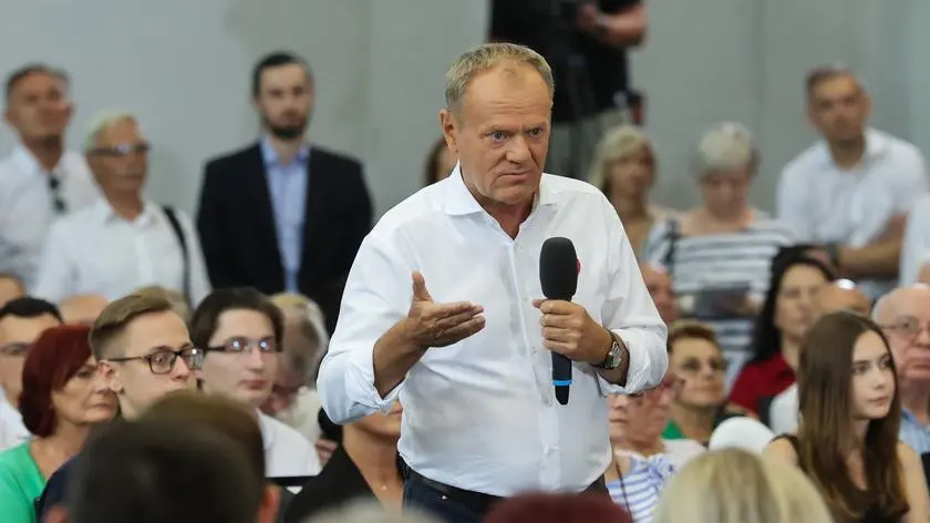 Tusk: otrzymałem od Hołowni jednoznaczną informację