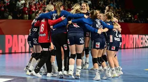 Norwegia pewnym krokiem w półfinale Euro
