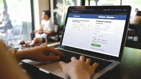 Problemy z Facebookiem. "Przepraszamy, coś poszło nie tak"