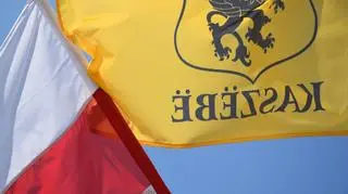 Flaga polska i kaszubska