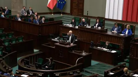 Korwin-Mikke: w normalnym kraju minister zdrowia wstawia sobie koronawirusa na listę chorób zakaźnych