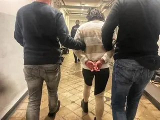 Ukradła alkohol, uderzyła pracownika, zatrzymana podczas ucieczki