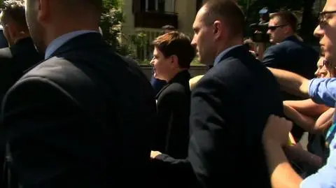 Premier Beata Szydło opuściła siedzibę Prawa i Sprawiedliwości