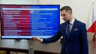 "Powiedzmy, że rodzina Knapików była uprawniona". Knapik: Muszę zaprotestować