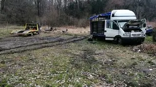 Przyjeżdżał lawetą z napisem "Autopomoc" i kradł uszkodzone auta