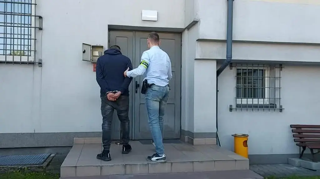 Przewoził ponad kilogram amfetaminy